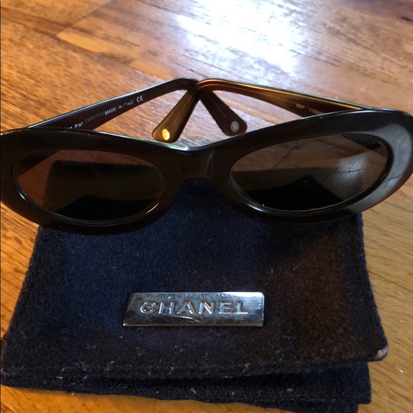 Sunglasses - Picture 5 of 5